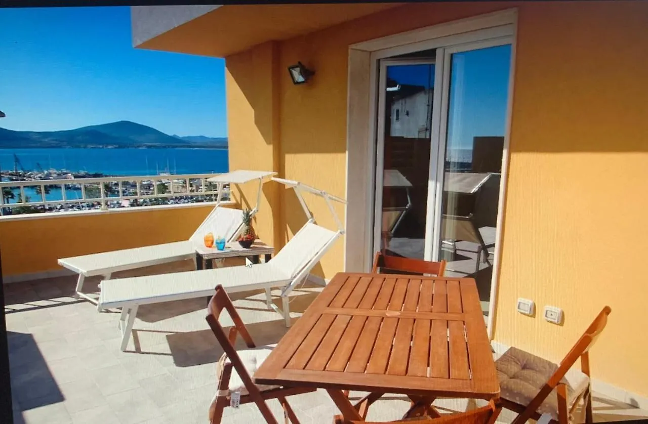 Attico Vista Mare Apartment Alghero 0*,